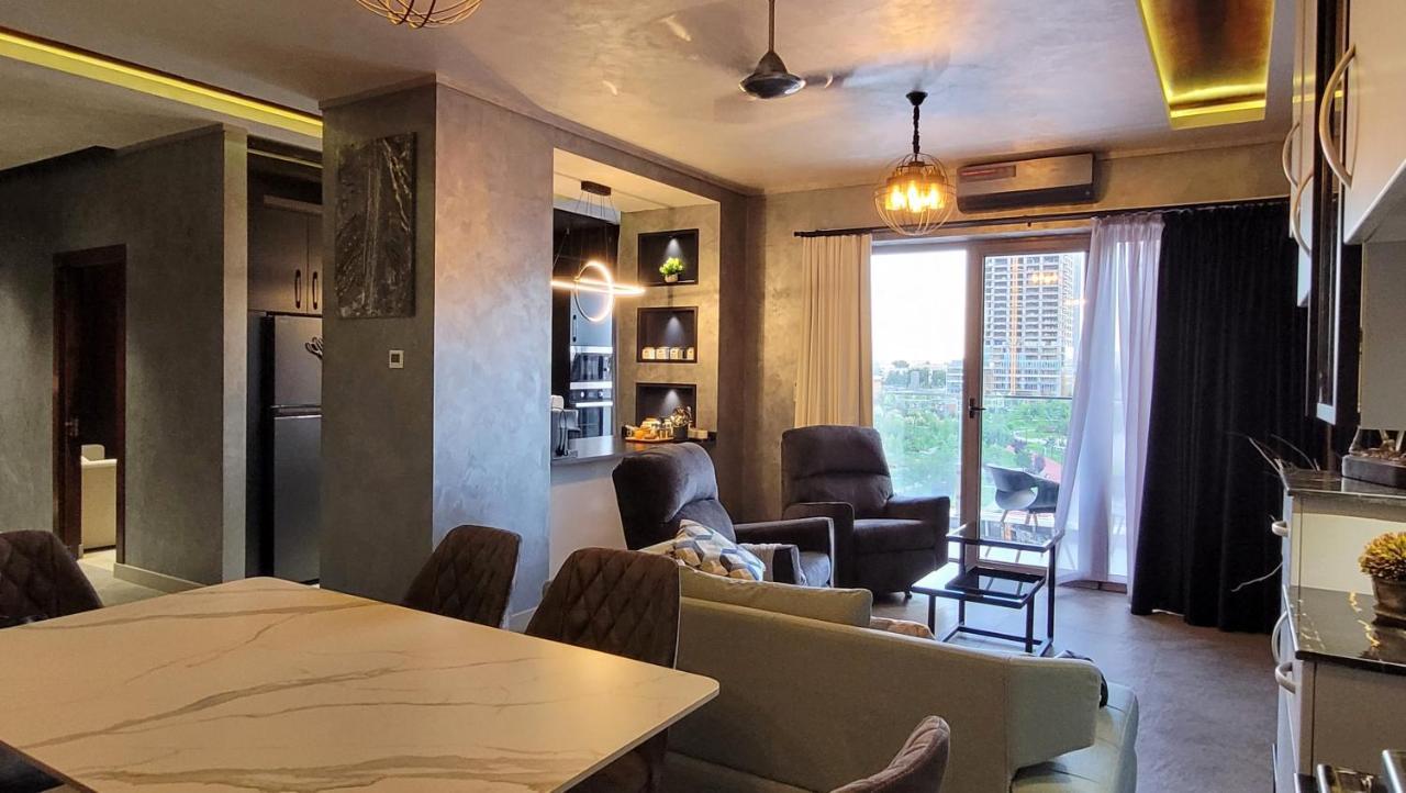 Ultralux 75 Apartment Tashkent Luaran gambar