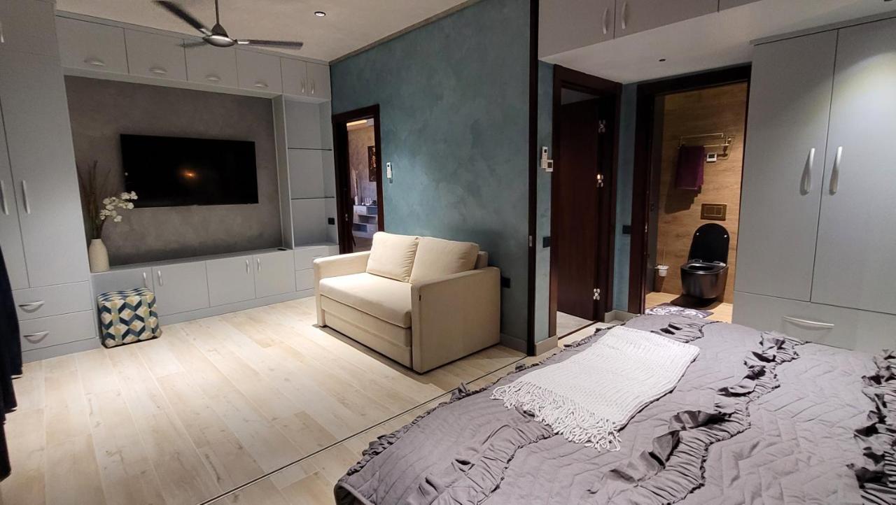 Ultralux 75 Apartment Tashkent Luaran gambar